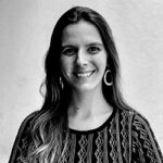 Anna Romero García Editora y Coordinadora de Biblia y Teología Hoy. Estudios en Filología Clásica y Humanidades por la Universidad de Salamanca (USAL) y en Literaturas Comparadas por la Universidad de Granada (UGR). Editora y fundadora del sello editorial Teukhos. Coeditora de “El Tesoro de David” publicado por CLIE.